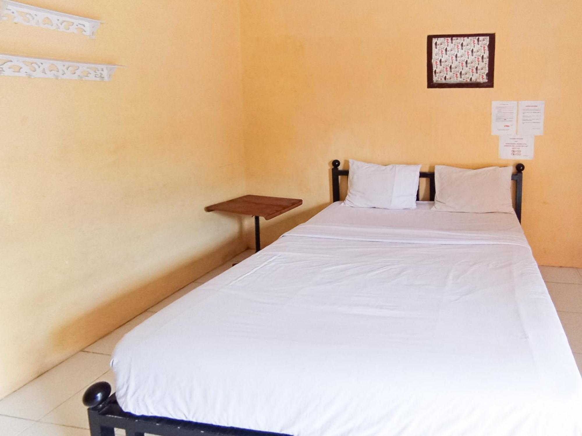 Reddoorz At El Shaday Homestay Banyuwangi Banyuwangi  Exteriör bild