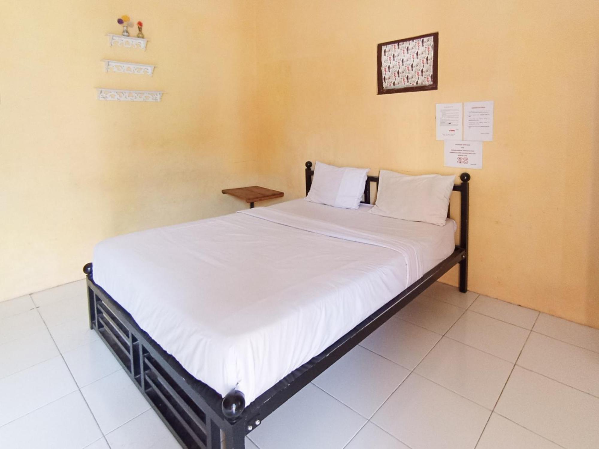 Reddoorz At El Shaday Homestay Banyuwangi Banyuwangi  Exteriör bild