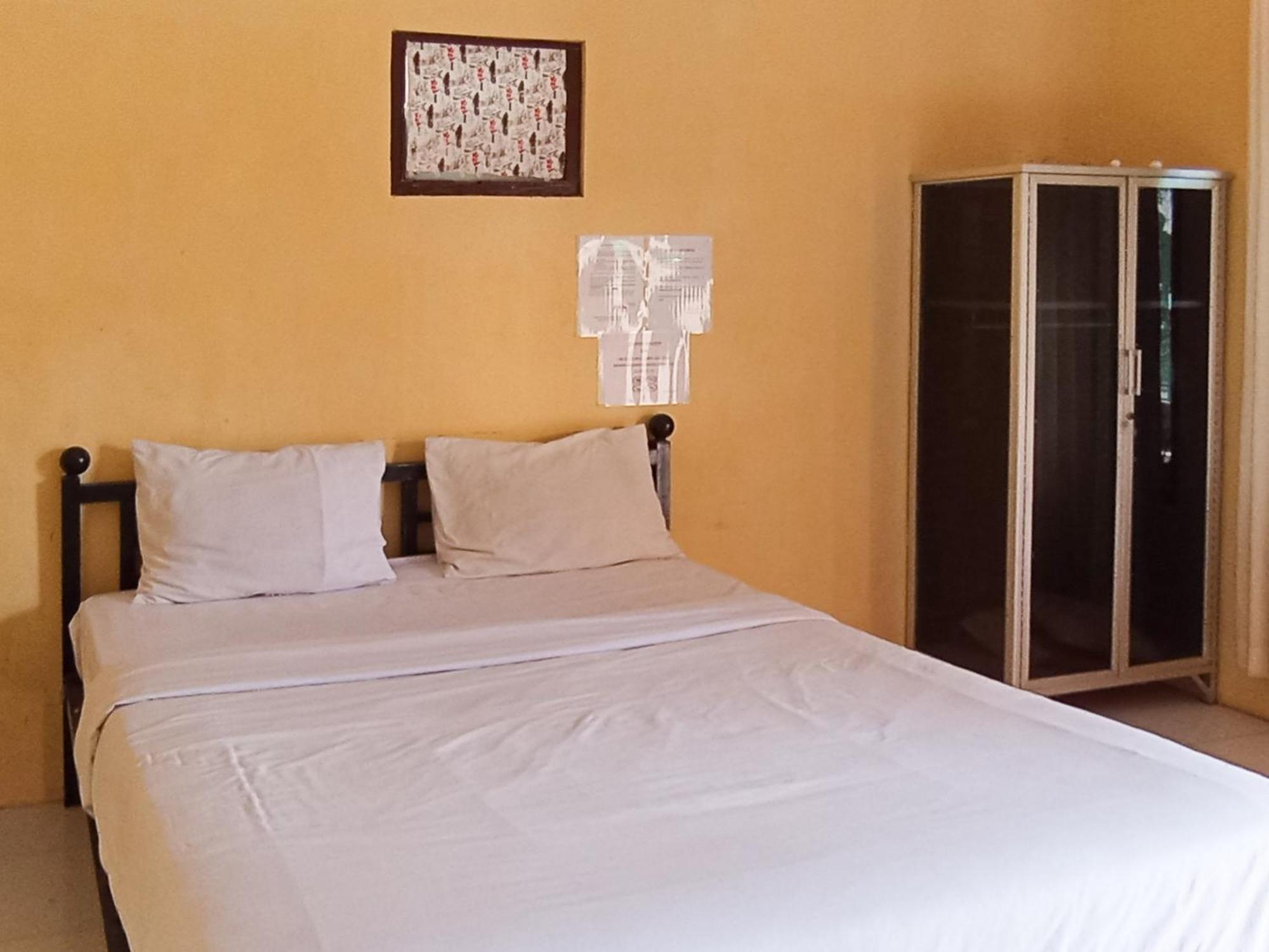 Reddoorz At El Shaday Homestay Banyuwangi Banyuwangi  Exteriör bild