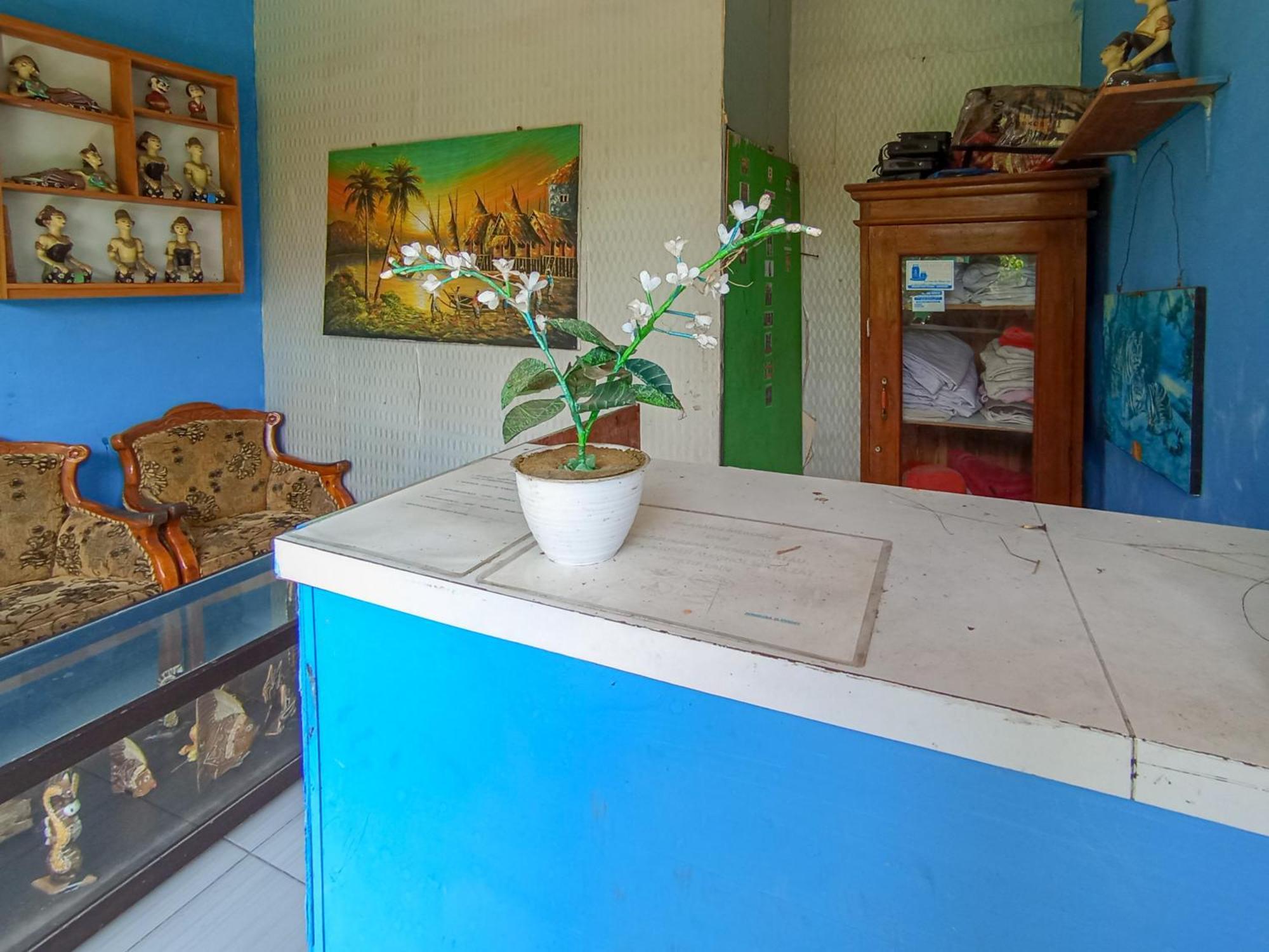 Reddoorz At El Shaday Homestay Banyuwangi Banyuwangi  Exteriör bild